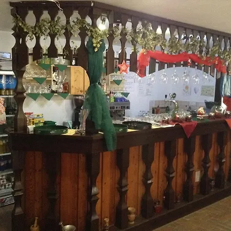 Halaszcsarda Etterem Es Panzio Nocleg ze śniadaniem *