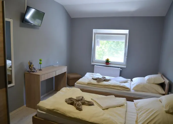 Halaszcsarda Etterem Es Panzio