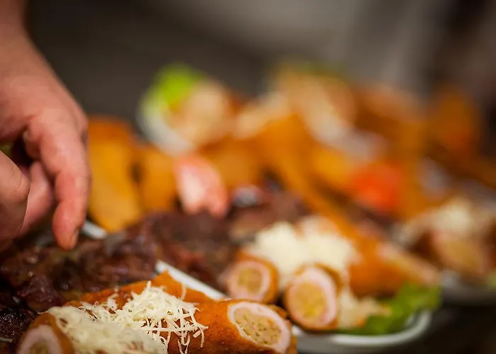 Frühstückspension Halaszcsarda Etterem Es Panzio Galambok